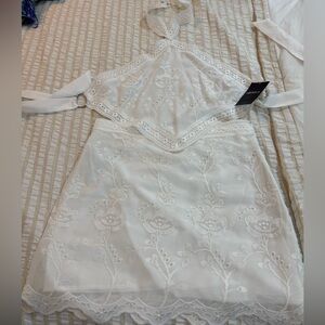 Forever 21 Embroidered Crop Top and Mini Skirt Set Size Medium